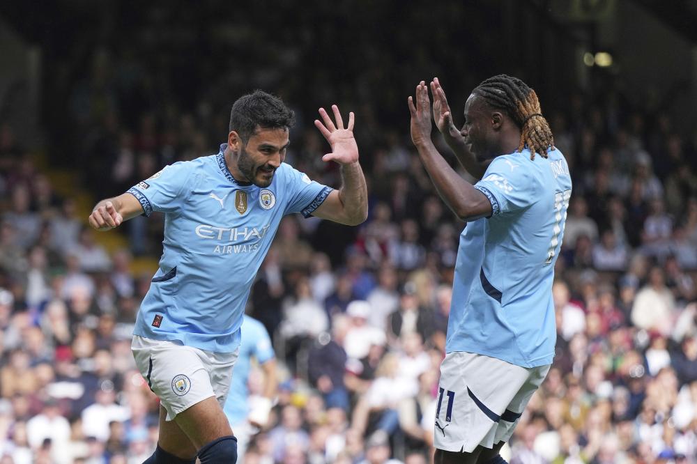 伪满皇宫博物院“骏马踏雪·勇敢少年行”冰雪季青少年马术体验日公益活动圆满举办